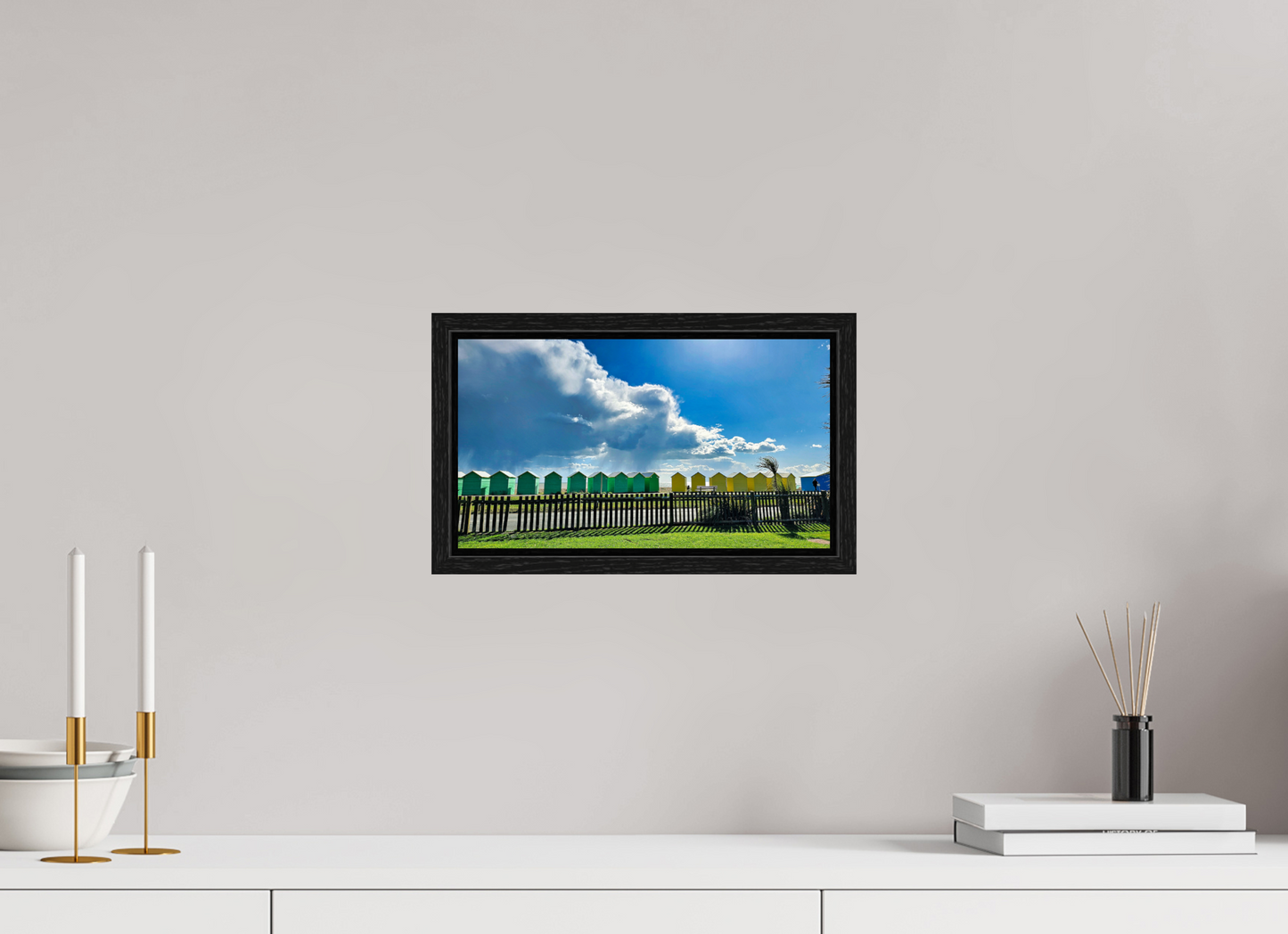 32 x 18 cm, Floater Frame Littlehampton